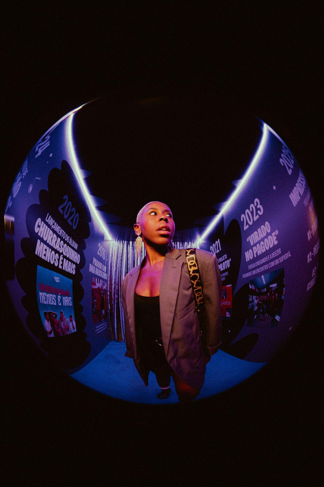 Purple Door — Deezer + Menos é Mais — imagem 4